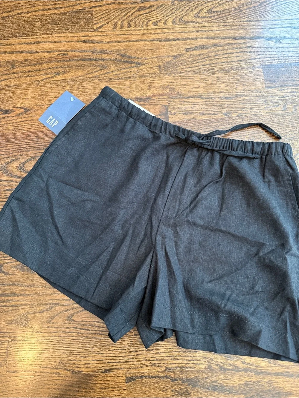 GAP Black High-Waist Linen-Blend Shorts with Patch Pockets medium